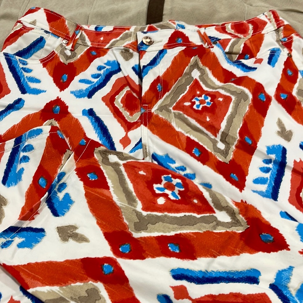 Chicos Platinum Crops size 2.5P